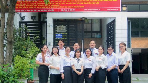 Thủ tục ly hôn thuận tình tại TPHCM: Quy định và rủi ro