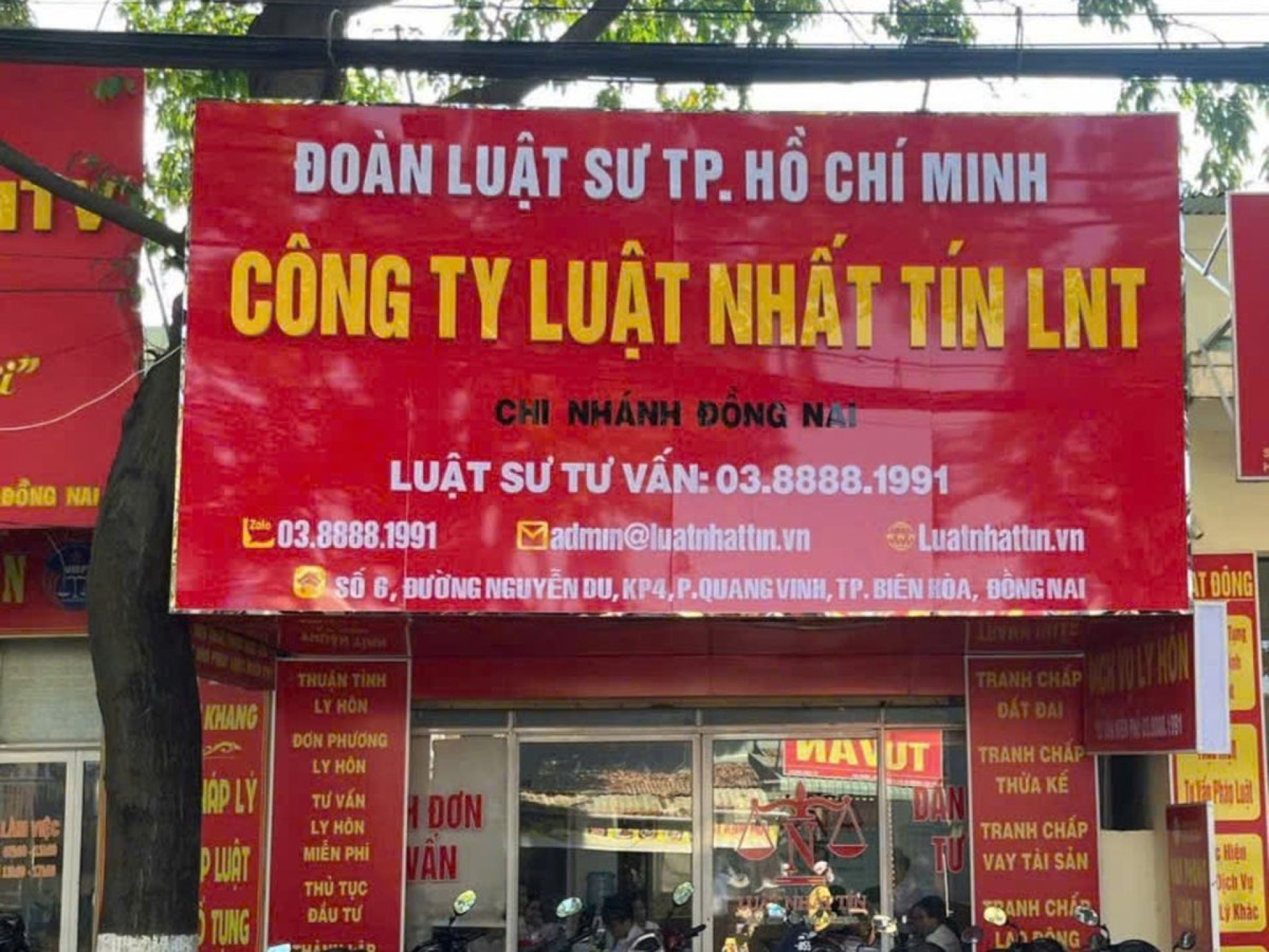 Biển hiệu Công ty Luật TNHH Nhất Tín LNT chi nhánh thành phố Đồng Nai